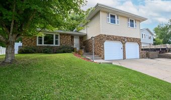 508 Rosemary Ln, Anamosa, IA 52205