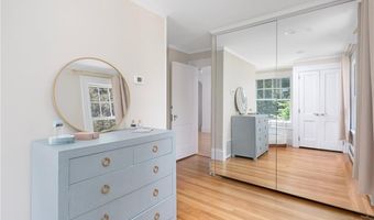 291 Spencer Ave, Warwick, RI 02818