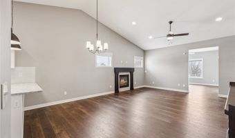 2405 3rd Ave SE, Altoona, IA 50009