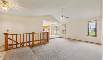640 S Daisy Ln, Andover, KS 67002