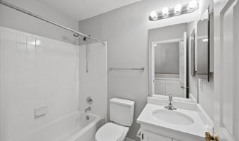 299 S PICKETT St, Alexandria, VA 22304
