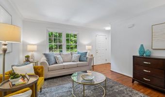 5914 LANGTON Dr, Alexandria, VA 22310