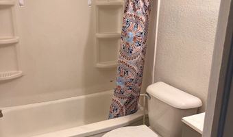 1604 W 11th St, Anderson, IN 46016