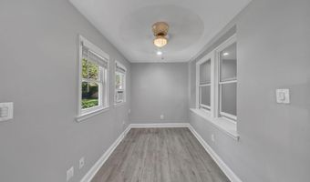 1614 R St SE, Washington, DC 20020