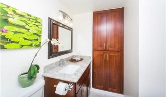 3071 Pualei Cir 303, Honolulu, HI 96815