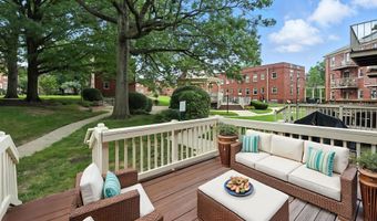 1305 E ABINGDON Dr 2, Alexandria, VA 22314