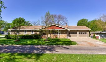 207 Hatton Ave, Dallas Center, IA 50063