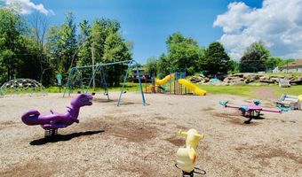 289 Towamensing Trl, Albrightsville, PA 18210