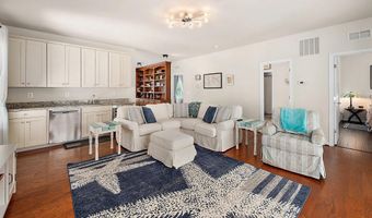 10001 FLOTILLA Ln, Berlin, MD 21811