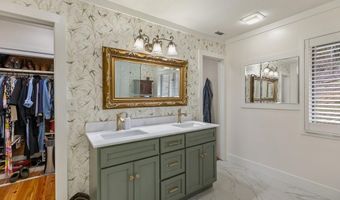 521 Azalea Ln, Cashiers, NC 28717