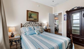 14 Tarpon St, Alligator Point, FL 32346