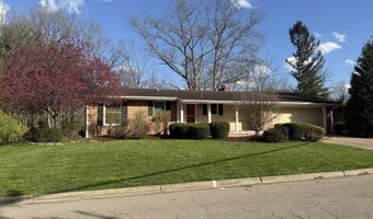 16 Canterbury, Athens, OH 45701