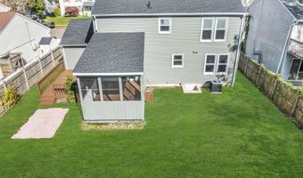 35 Bayside Ave, Barnegat, NJ 08005