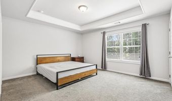 377 Station Overlook Dr, Auburn, GA 30011