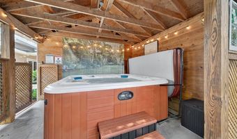 5596 Walnut St, Augusta, MO 63332
