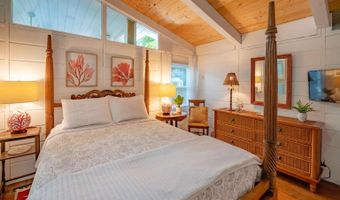 114 CHESAPEAKE St, Dewey Beach, DE 19971