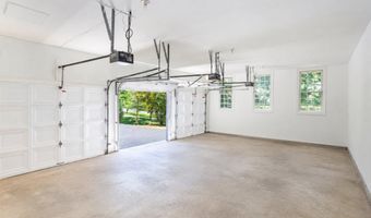 7009 PERSIMMON TREE Rd, Bethesda, MD 20817