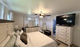 955 NW 4th St, Belle Glade, FL 33430