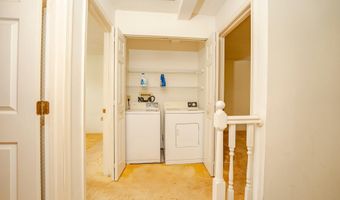 19 CLIPPER Ct, Atlantic City, NJ 08401