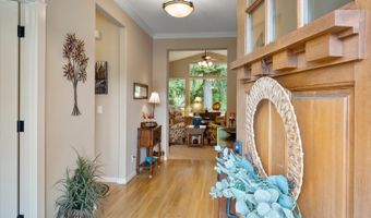 13899 TRAVELER Rd, Oregon City, OR 97045