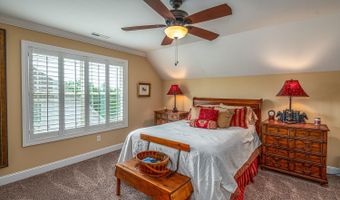 3767 Lacy Leaf Ln, Apison, TN 37302