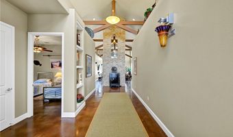 100 Dolphin Ct, Aransas Pass, TX 78336