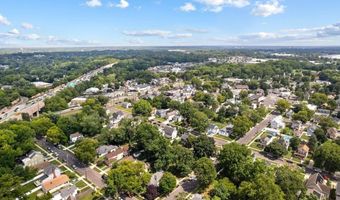 140 ALBANY Ave, Barrington, NJ 08007