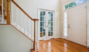 5916 EWING Pl, Alexandria, VA 22310