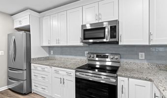 4727 EXETER St, Annandale, VA 22003