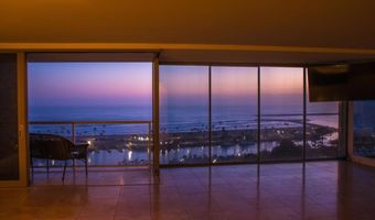 1200 N Harbor Dr 15B, Oceanside, CA 92054