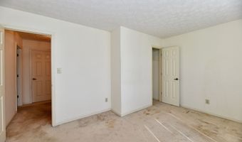 9516 Moorings Blvd, Indianapolis, IN 46256