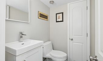 1407 N Dunton Ave, Arlington Heights, IL 60004