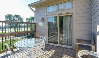 1699 Glade Dr SW, Altoona, IA 50009