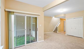 43191 RIDERS Sq, Broadlands, VA 20148