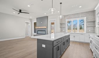 6178 Majestic Waters, Benton, AR 72019