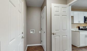 1024 ESPEJO St NE, Albuquerque, NM 87112