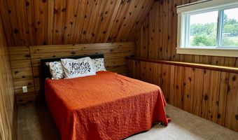 2 Piper Ln, Abbot, ME 04406