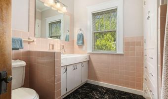 410 Elizabeth St, Albion, MI 49224