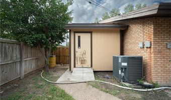 1519 Delwood, Alice, TX 78332