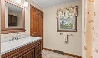 20 Stanley Ave, Berkley, MA 02779