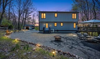 25 Arciel Dr, Albrightsville, PA 18210