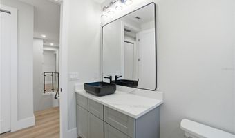 5719 PENINSULAR Dr, Belle Isle, FL 32809