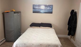 25 Earl St, Lincoln, RI 02865