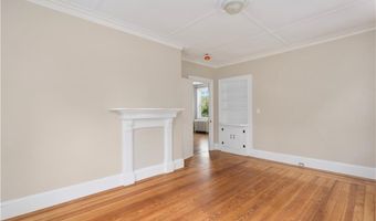 427 Spring St 2, Newport, RI 02840