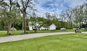 12801 E Edgewater Dr, Albany, IN 47320
