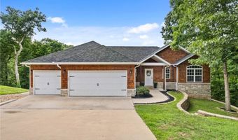 25 Halifax Ln, Bella Vista, AR 72714