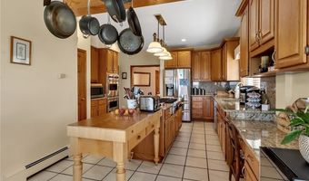 565 Wendt Dr, Angola, NY 14006