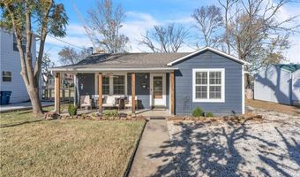303 SE Henry St, Bentonville, AR 72712