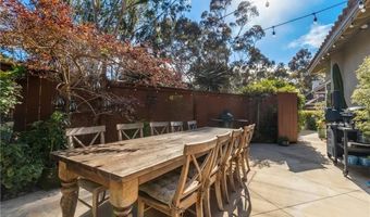 2708 Grove Ave, Carlsbad, CA 92008