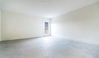 2717 SW Livingston Sq, Bentonville, AR 72713